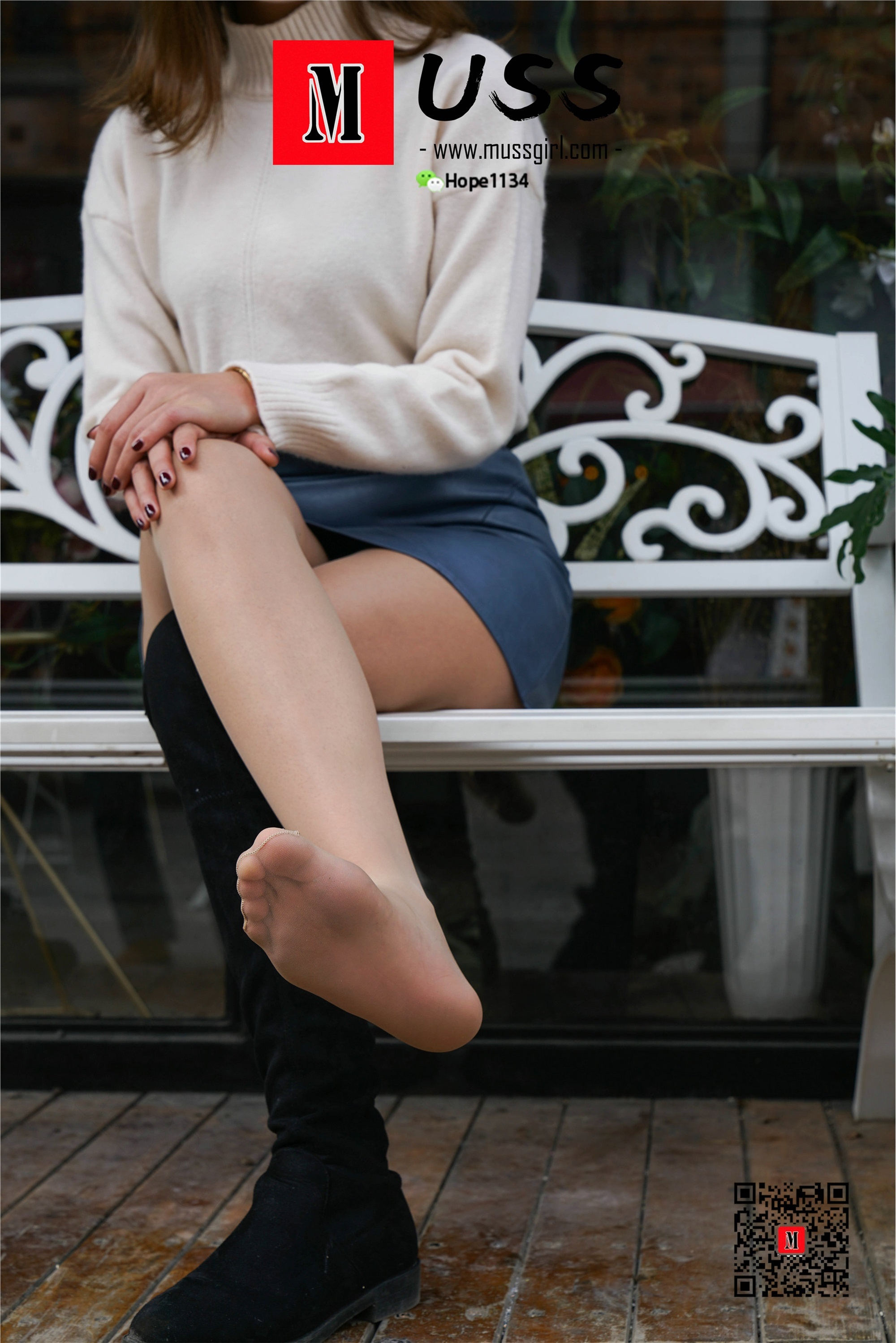 MussGirl慕丝女郎 NO.024 燕姐我就爱拖鞋穿鞋咋啦